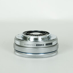 OLYMPUS M.ZUIKO DIGITAL ED 14-42mm F3.5-5.6 EZ シルバー