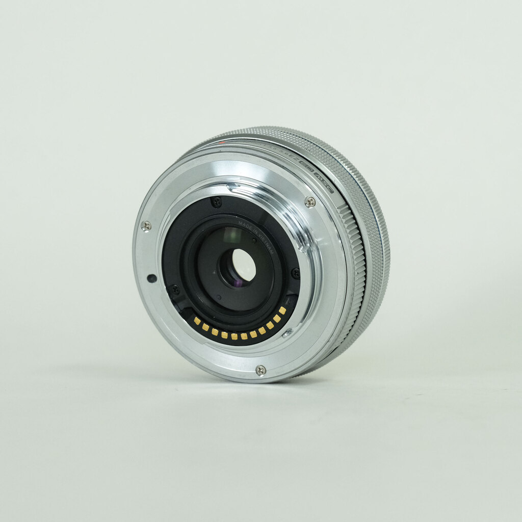 OLYMPUS M.ZUIKO DIGITAL ED 14-42mm F3.5-5.6 EZ シルバー