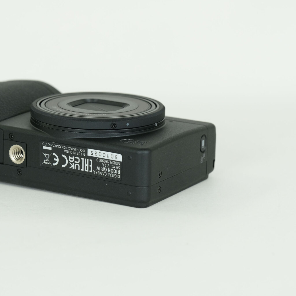 RICOH GR IV Monochrome RICOH GR IV Monochrome