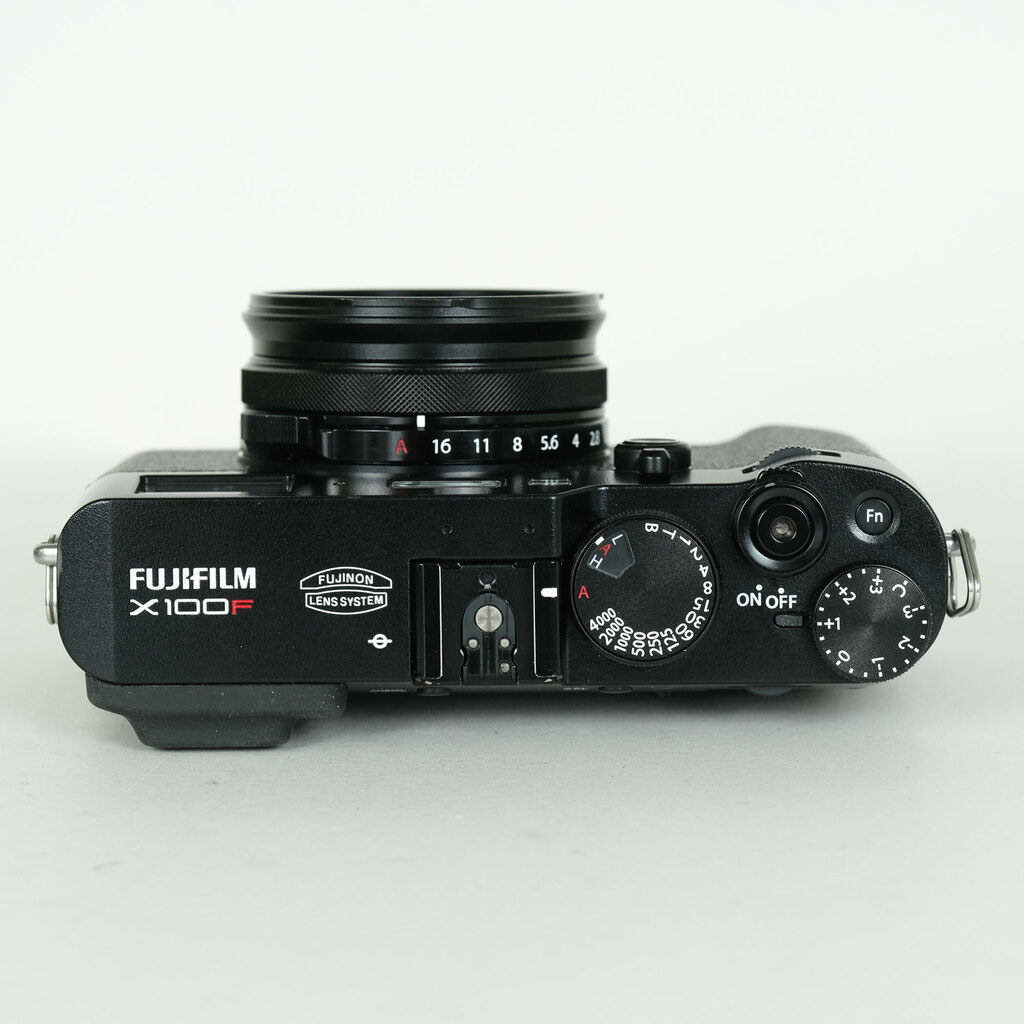 FUJIFILM X100F ブラック FUJIFILM X100F ブラック