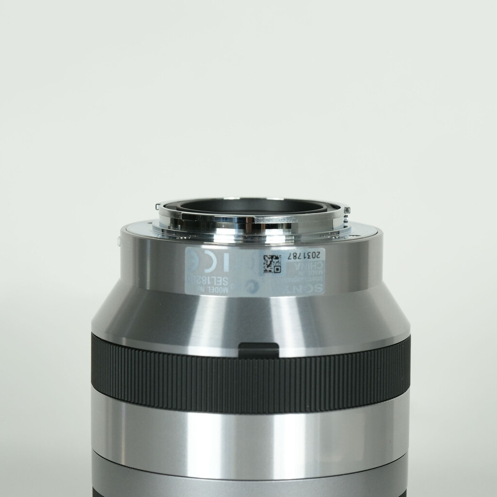 SONY E18-200mm F3.5-6.3 OSS SEL18200 SONY E18-200mm F3.5-6.3 OSS SEL18200