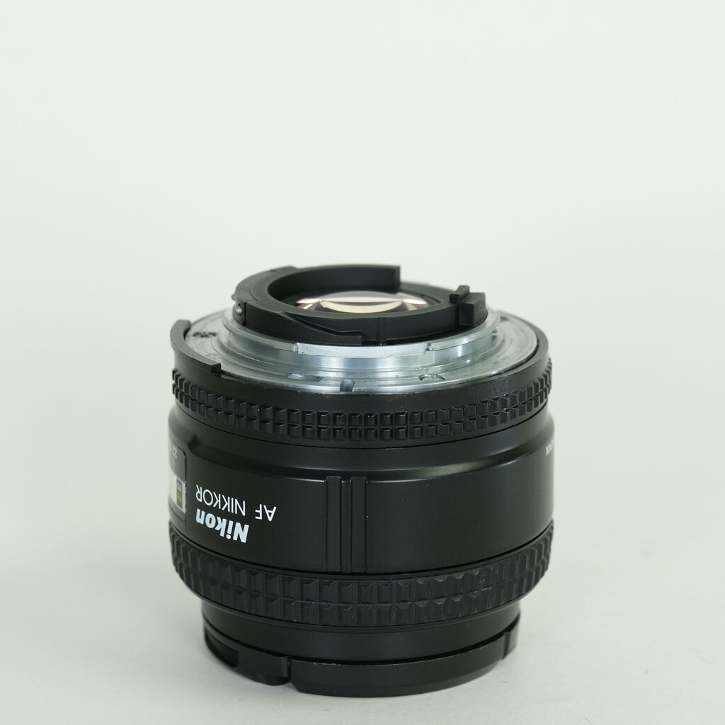 Nikon Ai AF Nikkor 24mm F2.8D