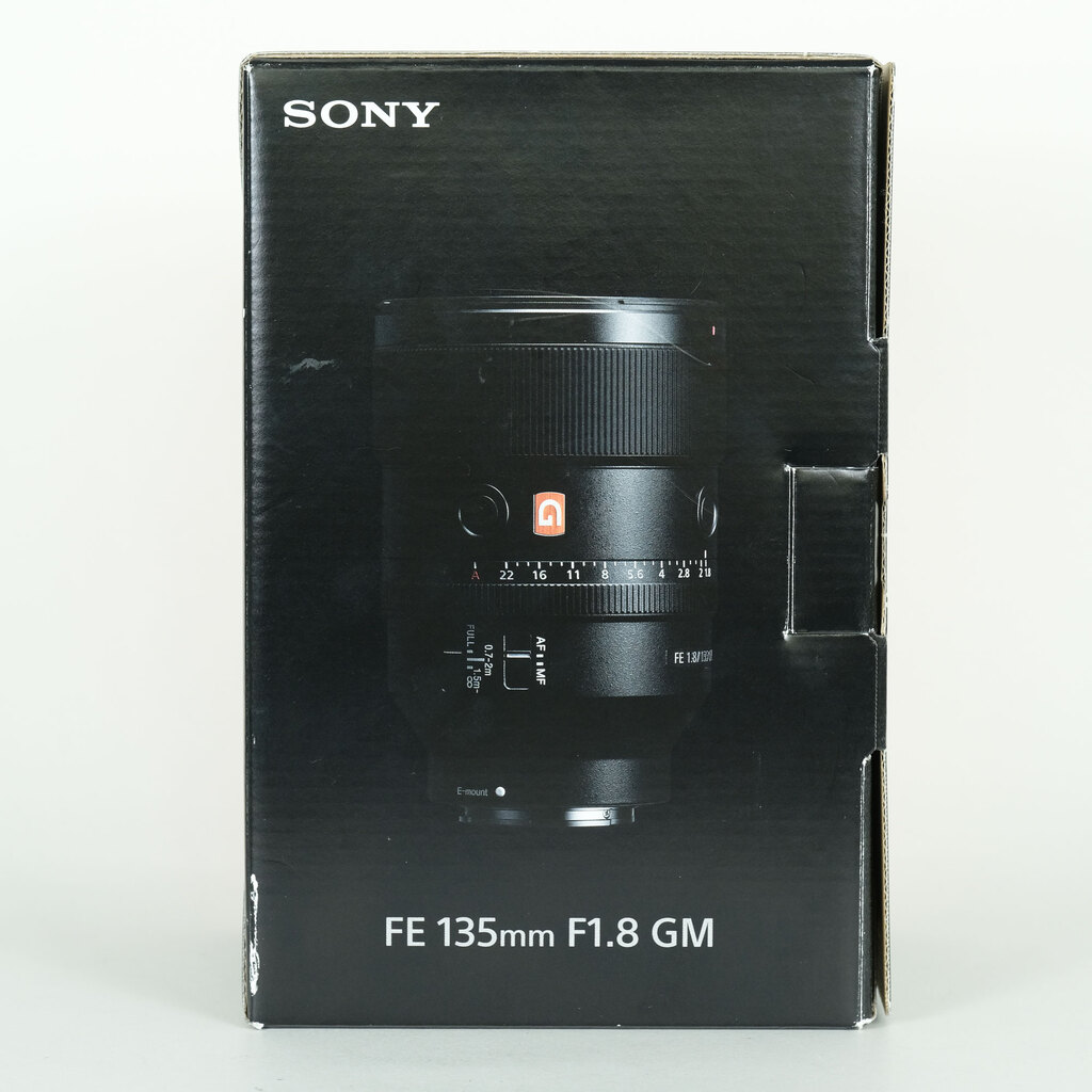 SONY FE 135mm F1.8 GM SEL135F18GMの出品 | ONE SCENE（ワンシーン）