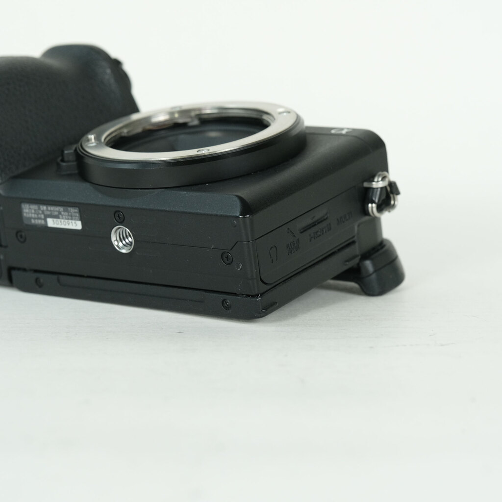 SONY α6600（ILCE-6600）の出品 | ONE SCENE（ワンシーン）