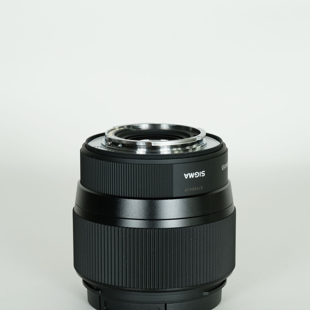 SIGMA 56mm F1.4 DC DN｜Contemporary [フジフイルムX用]