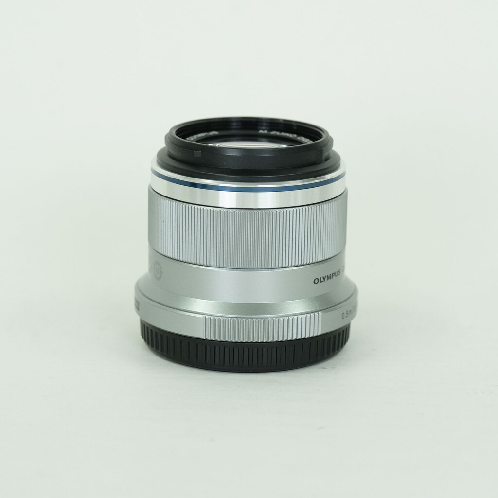 OLYMPUS M.ZUIKO DIGITAL 45mm F1.8