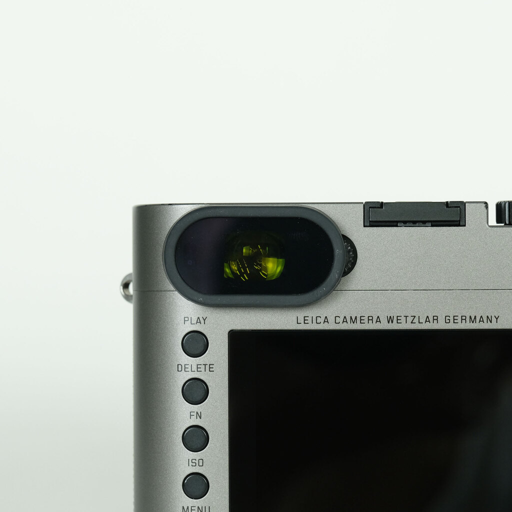 LEICA Q(Typ116) チタングレー の出品 | ONE SCENE（ワンシーン）