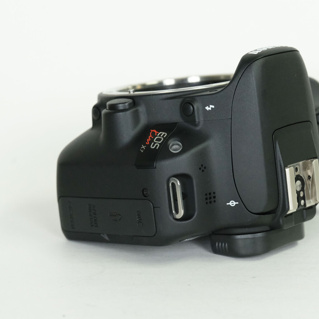 Canon EOS Kiss X7 Canon EOS Kiss X7