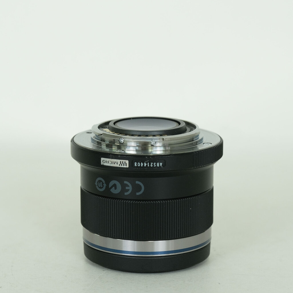 OLYMPUS M.ZUIKO DIGITAL 45mm F1.8