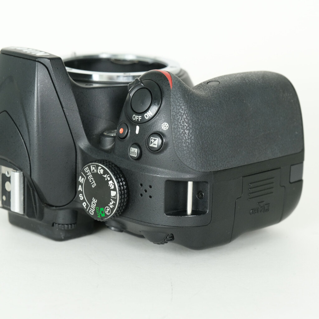 Nikon D3400の出品 | ONE SCENE（ワンシーン）