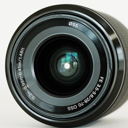SONY FE 28-70mm F3.5-5.6 OSS SEL2870
