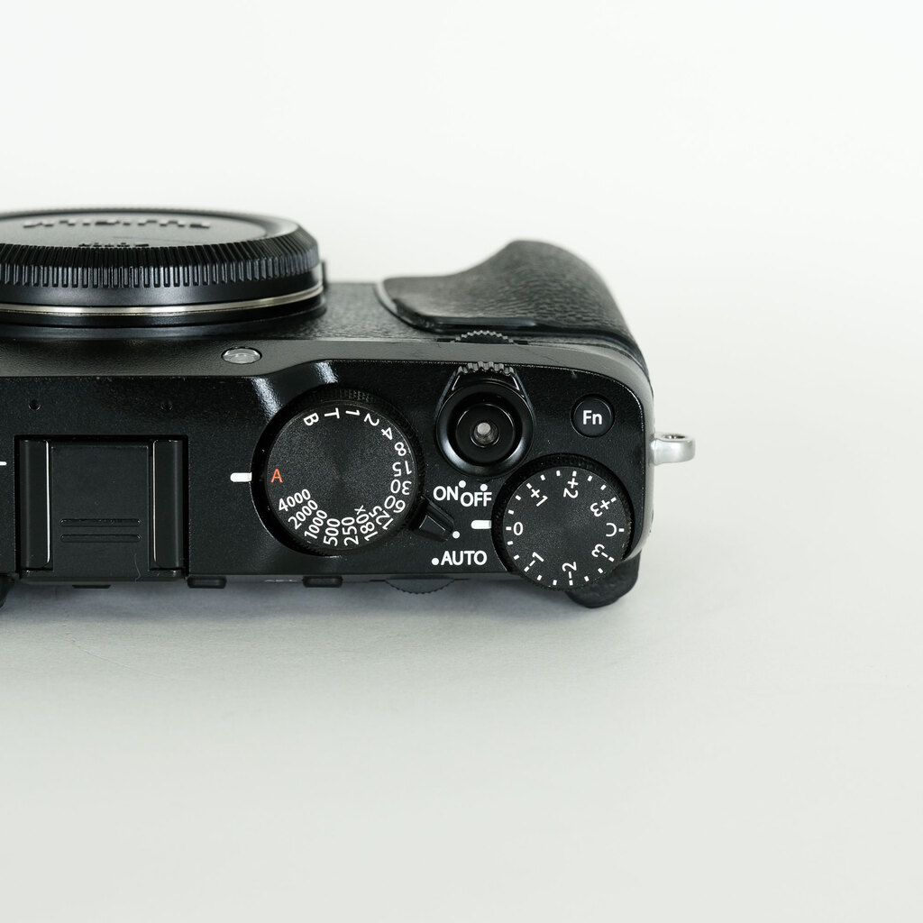FUJIFILM X-E3