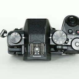 Panasonic LUMIX DMC-G8