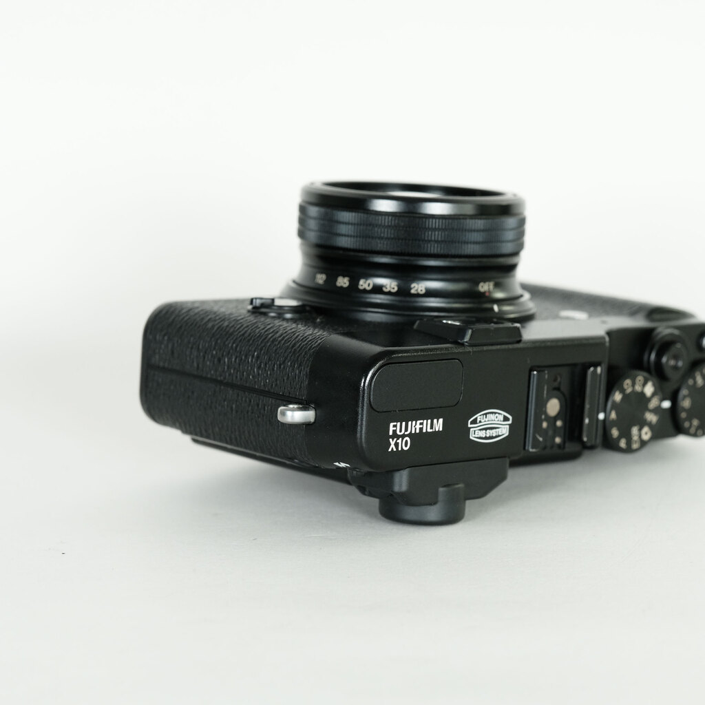 FUJIFILM X10 ブラック