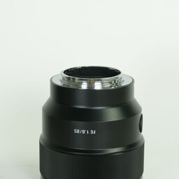 SONY FE 85mm F1.8 SEL85F18