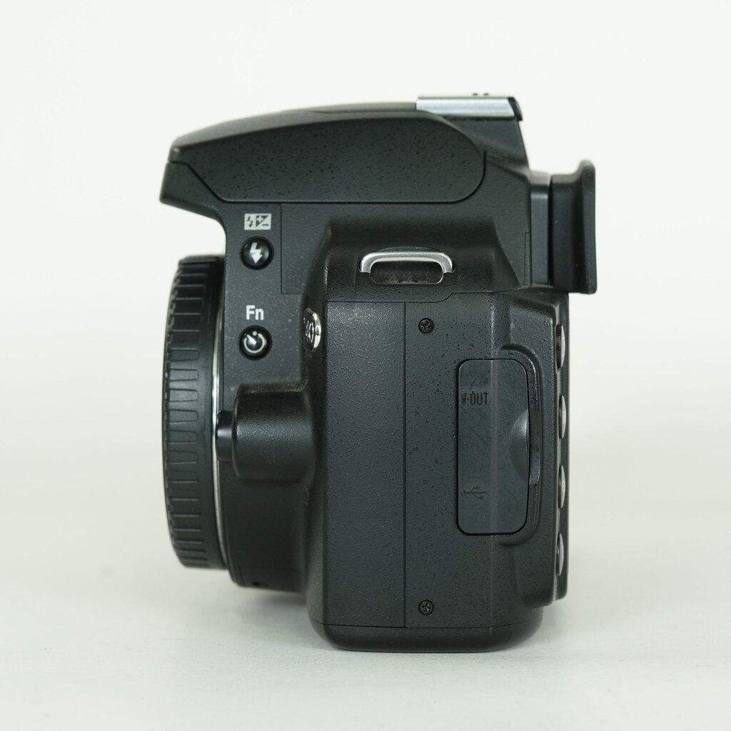 Nikon D40 ブラックボディ