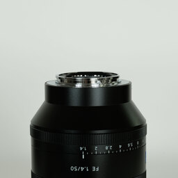 SONY Planar T* FE 50mm F1.4 ZA SEL50F14Z