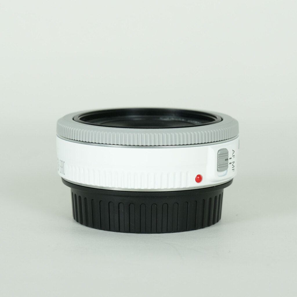 Canon EF40mm F2.8 STM ホワイトの出品 | ONE SCENE（ワンシーン）