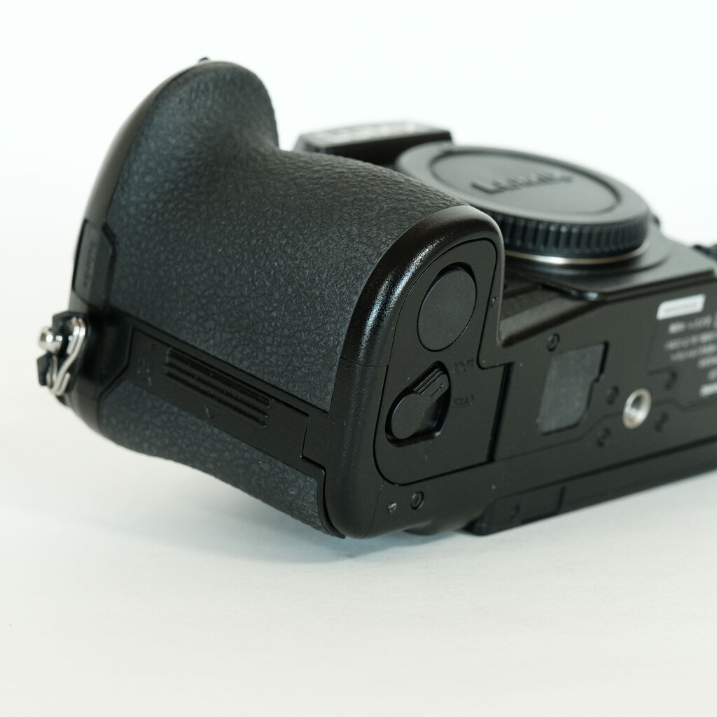 Panasonic LUMIX DC-G9 PRO