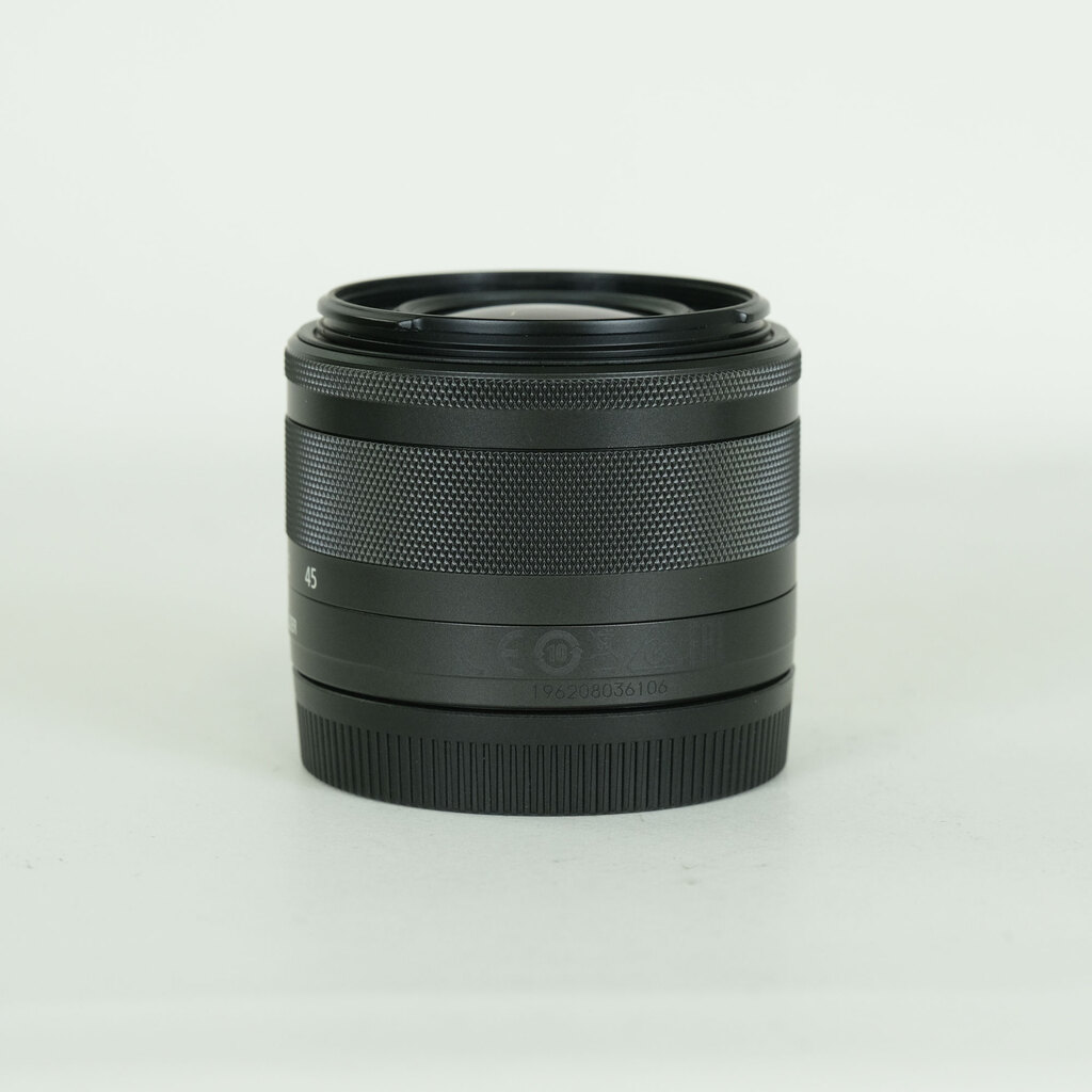 Canon EF-M15-45mm F3.5-6.3 IS STM