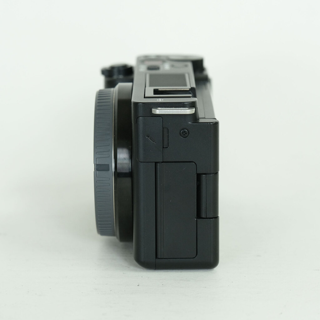SONY VLOGCAM ZV-E10