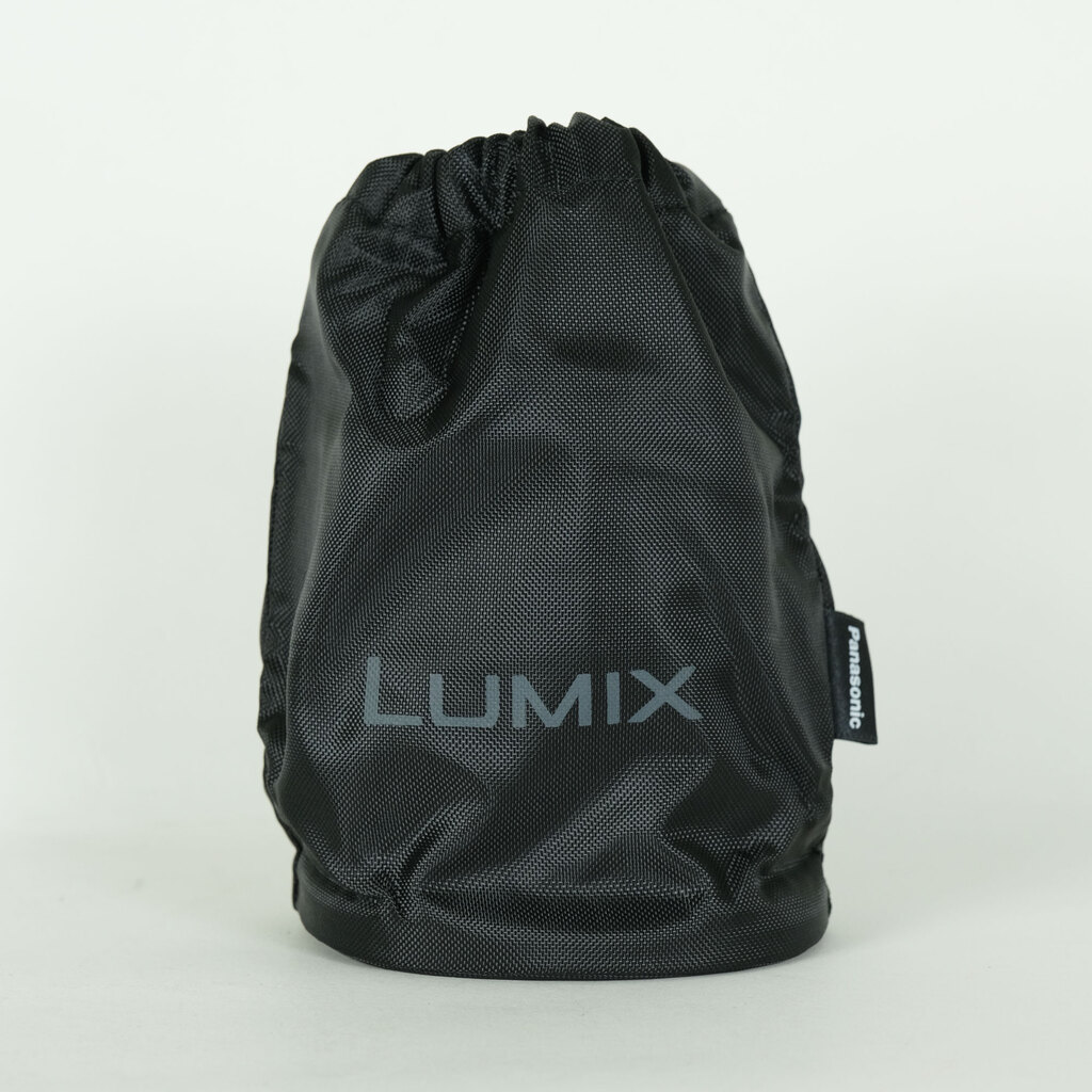 Panasonic LEICA DG NOCTICRON 42.5mm / F1.2 ASPH. / POWER O.I.S.