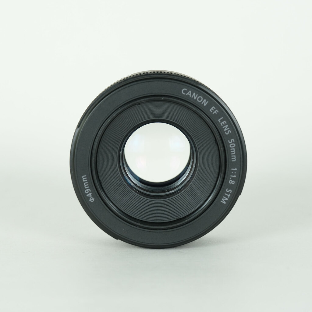 Canon EF50mm F1.8 STMの出品 | ONE SCENE（ワンシーン）