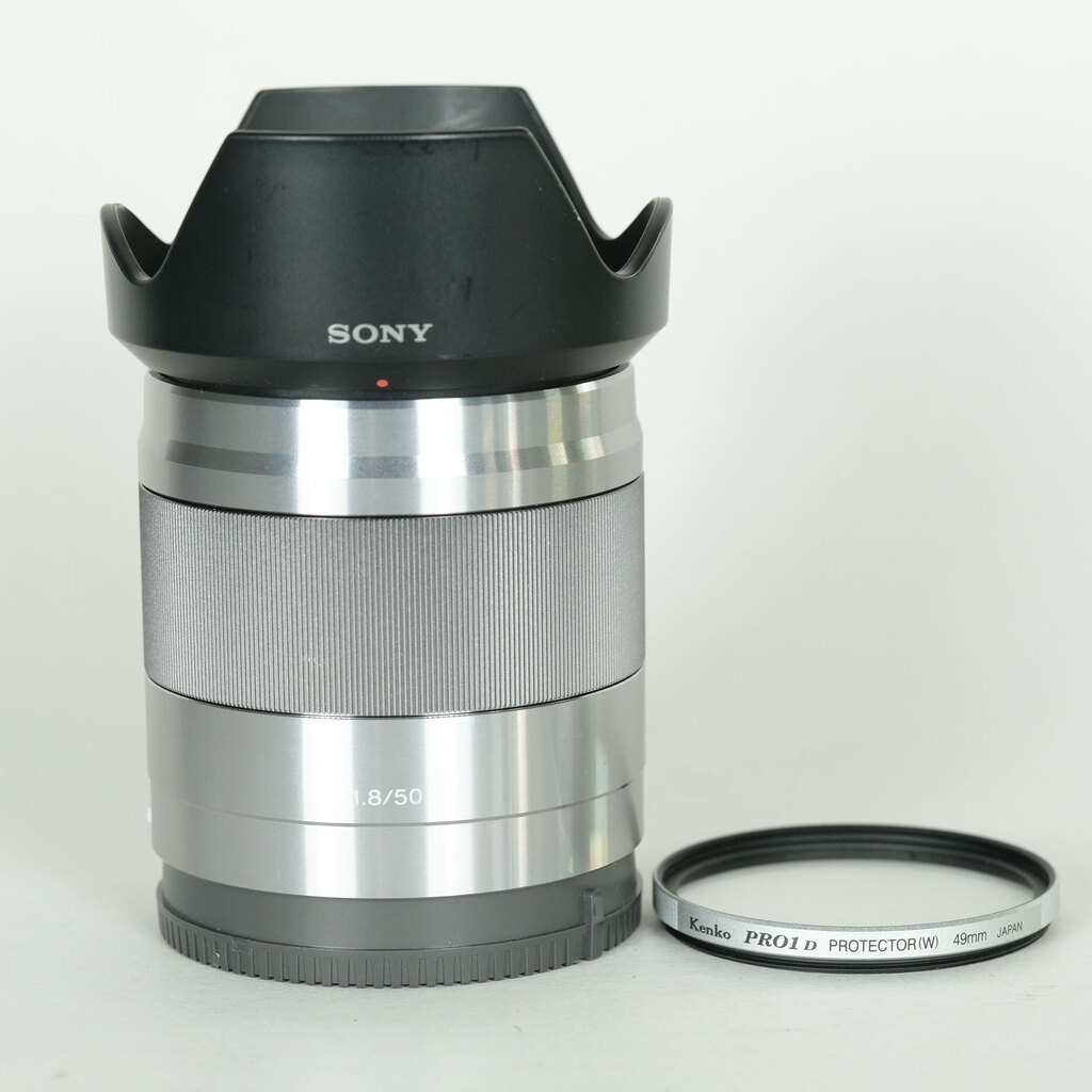 SONY E 50mm F1.8 OSS SEL50F18