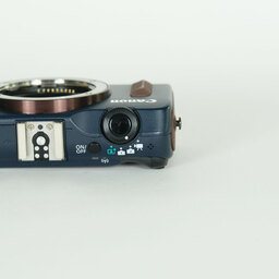 Canon EOS M2 ボディ ベイブルー