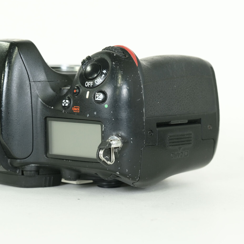Nikon D600