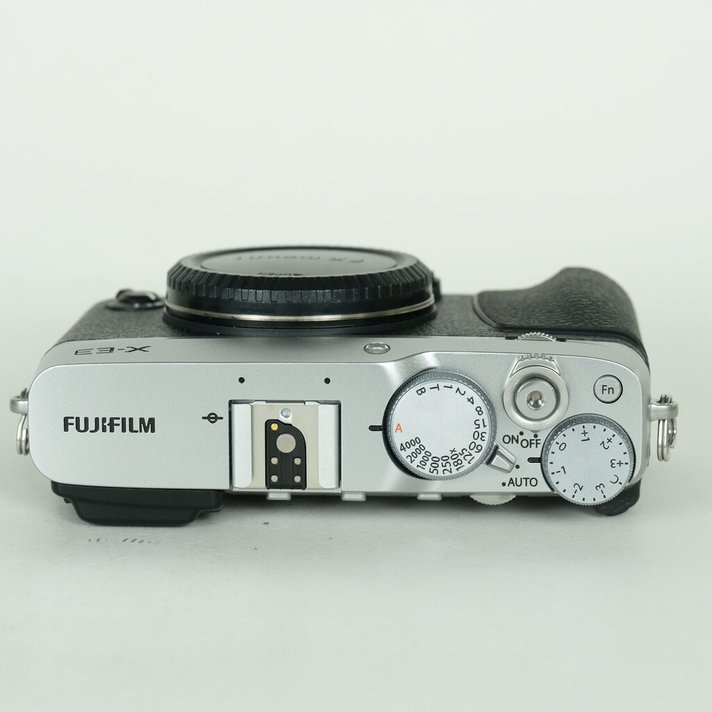 FUJIFILM X-E3