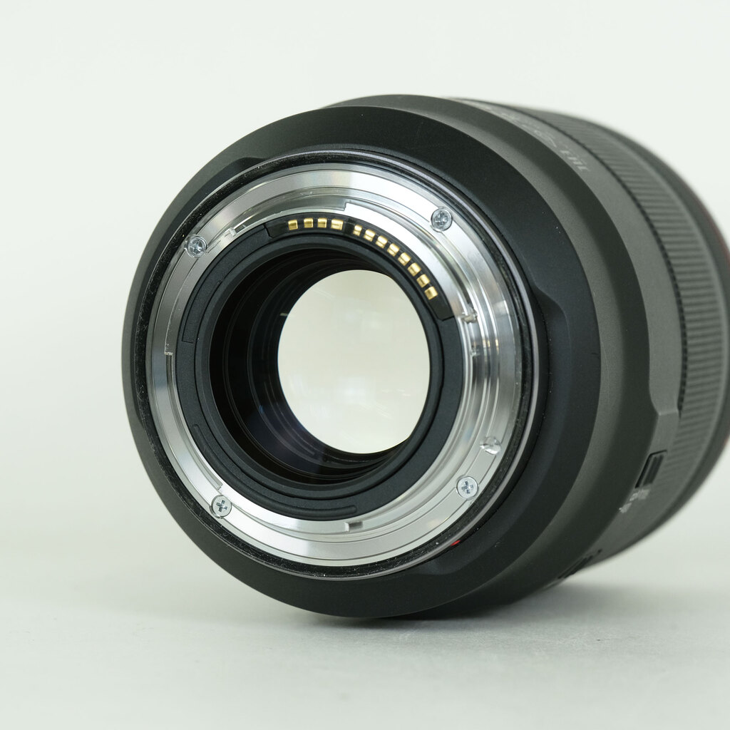 Canon RF50mm F1.2 L USM Canon RF50mm F1.2 L USM