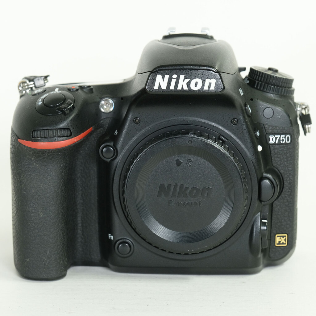 Nikon D750