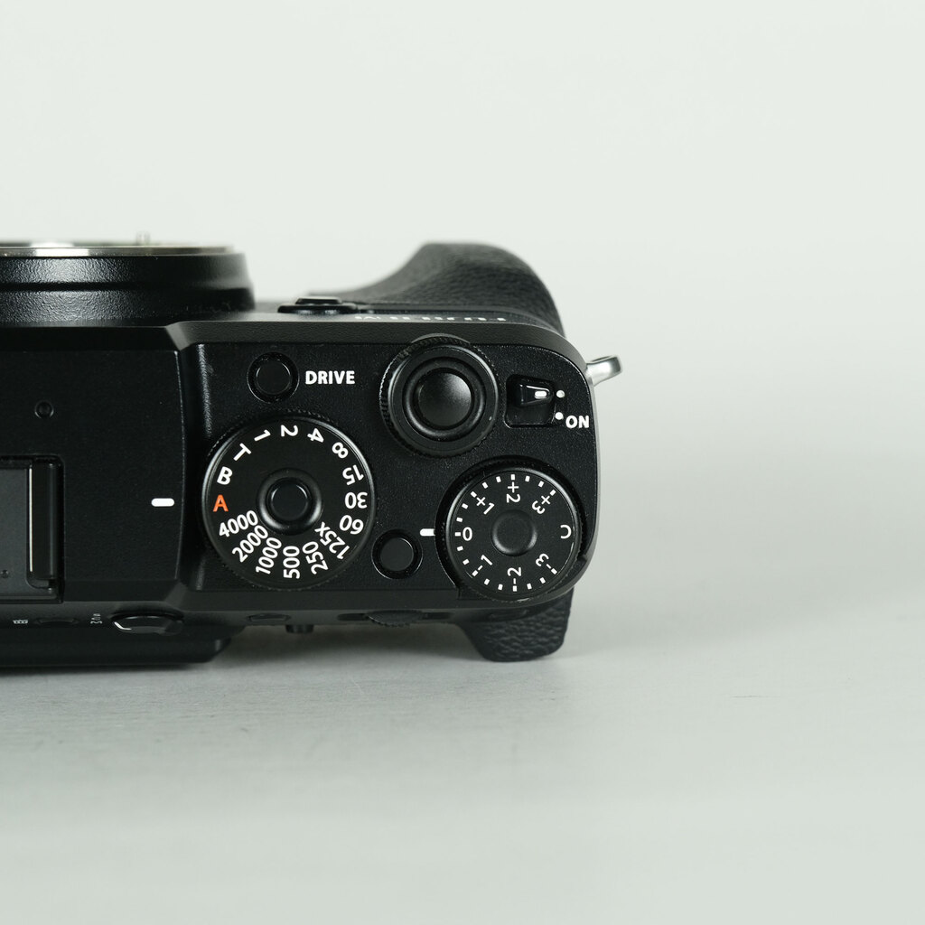 FUJIFILM GFX 50R FUJIFILM GFX 50R