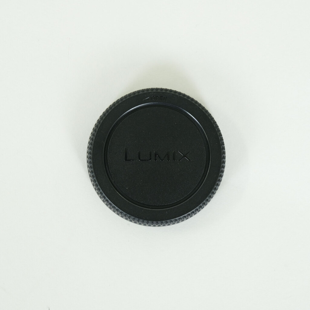 Panasonic LUMIX G VARIO 100-300mm / F4.0-5.6 II / POWER O.I.S. Panasonic LUMIX G VARIO 100-300mm / F4.0-5.6 II / POWER O.I.S.