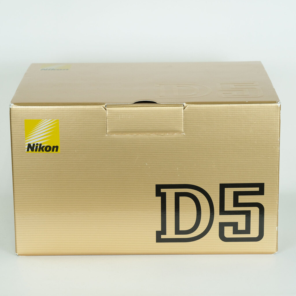 Nikon D5