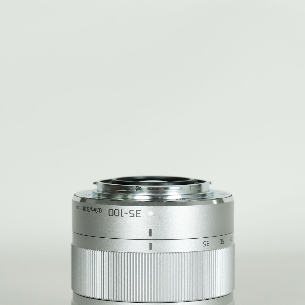 Panasonic LUMIX G VARIO 35-100mm / F4.0-5.6 ASPH. / MEGA O.I.S.