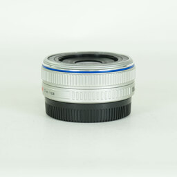 OLYMPUS M.ZUIKO DIGITAL 17mm F2.8 シルバー