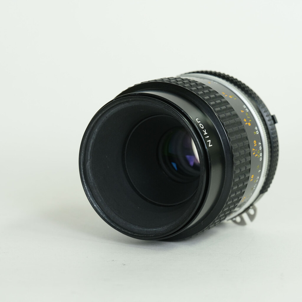 Nikon Ai Micro-Nikkor 55mm F2.8Sの出品 | ONE SCENE（ワンシーン）