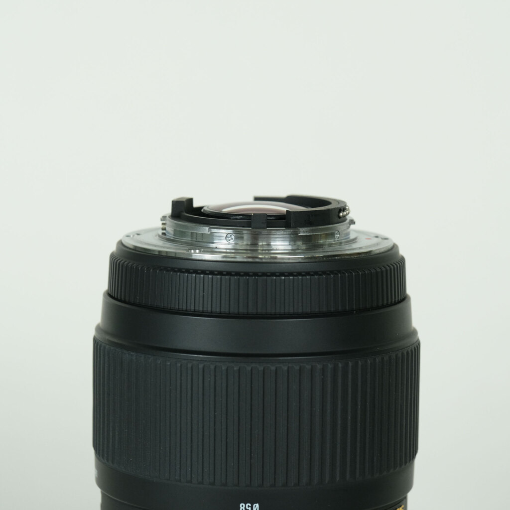 SIGMA 70-300mm F4-5.6 DG MACRO [ニコンF用]の出品 | ONE SCENE（ワン