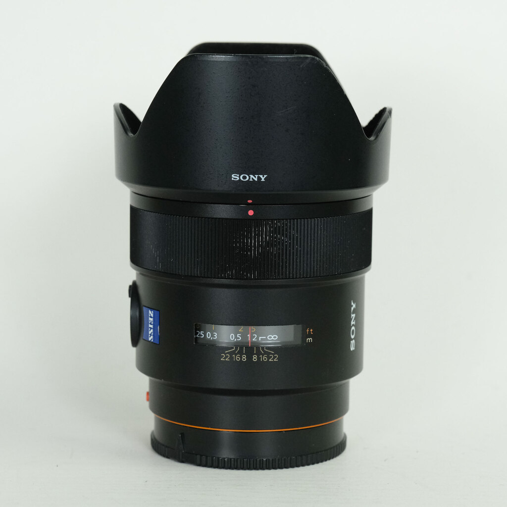SONY Distagon T* 24mm F2 ZA SSM SAL24F20Z