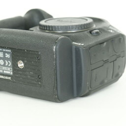 Canon EOS-1D X Mark II