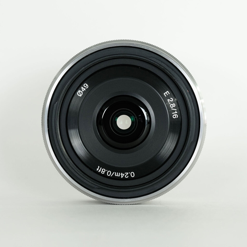 SONY E 16mm F2.8 SEL16F28