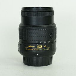 Nikon AF-S DX NIKKOR 18-55mm f3.5-5.6G VR II