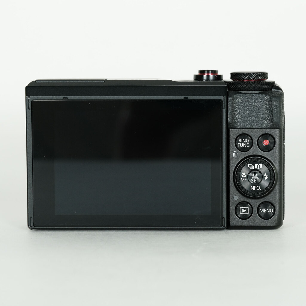 Canon PowerShot G7X Mark II Canon PowerShot G7X Mark II