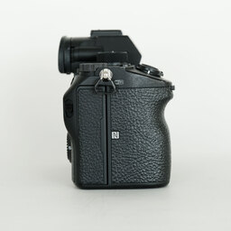 SONY α7 III（ILCE-7M3）