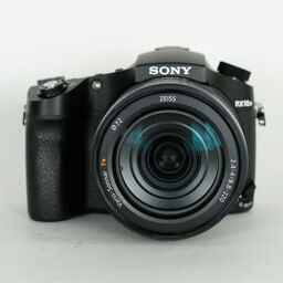 SONY Cyber-shot DSC-RX10M4