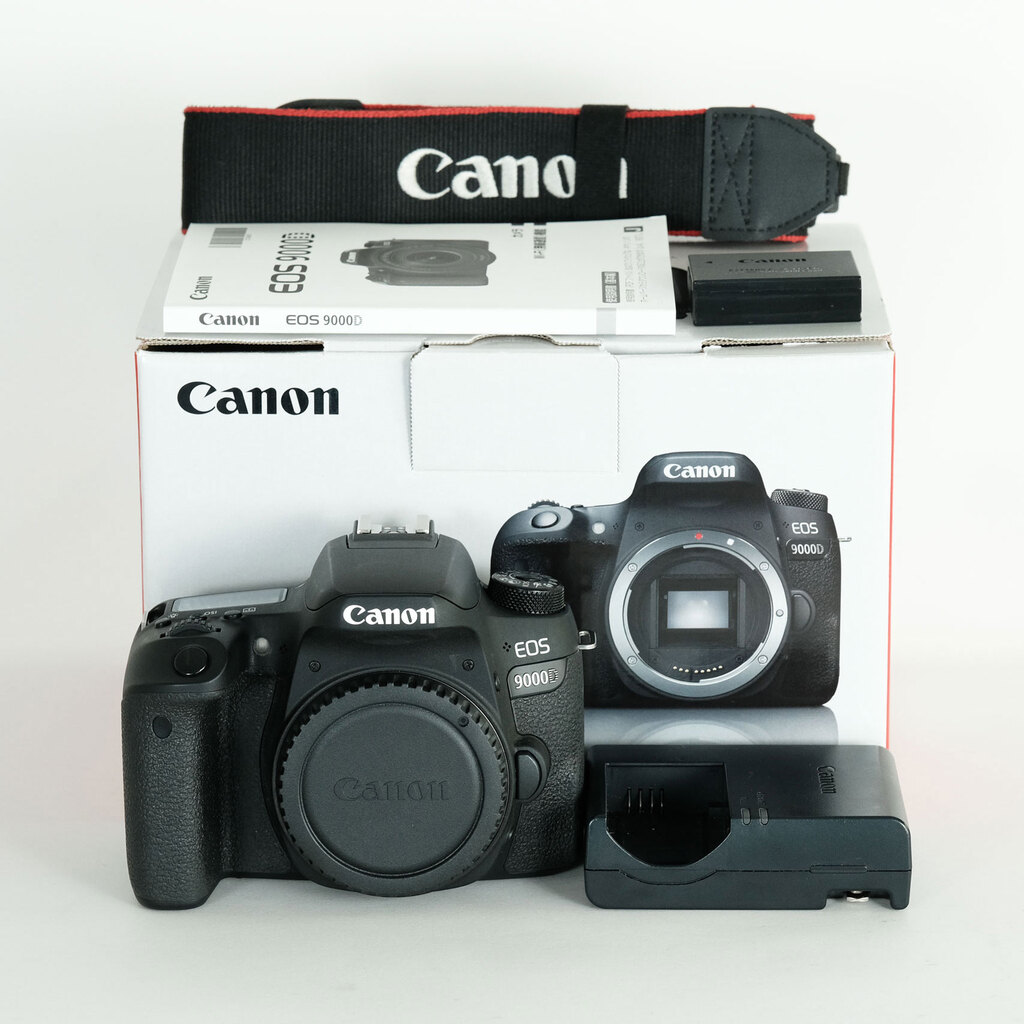 Canon EOS 9000D