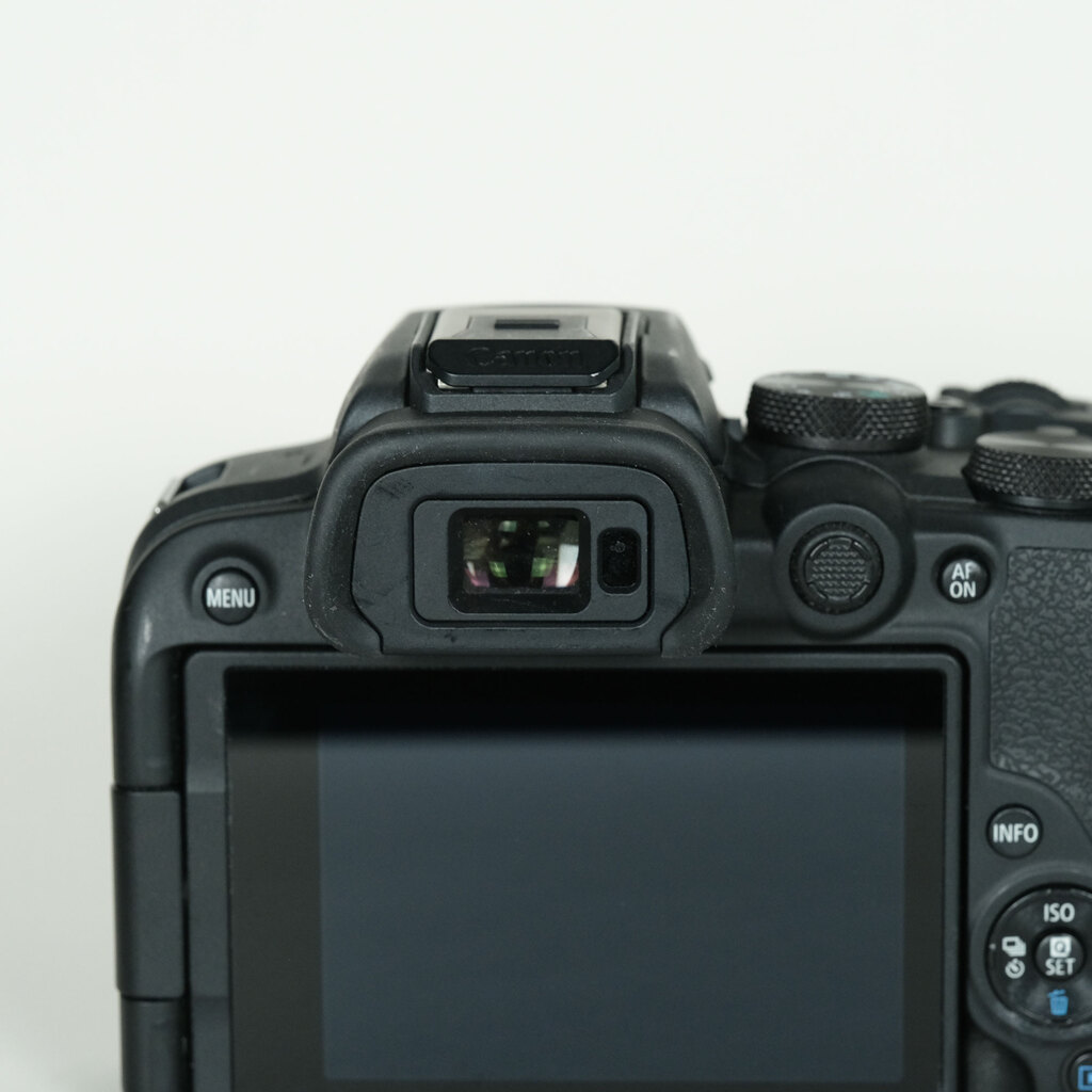 Canon EOS R10 Canon EOS R10