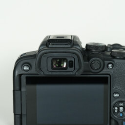 Canon EOS R10 Canon EOS R10